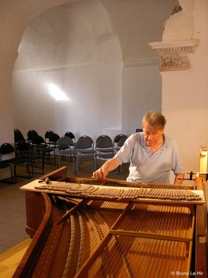 villecroze 08 2008 H Dreyfus   1   credit Bruno Le Hir