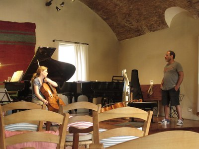 2015 Cello Gary Hoffman credit emeraudebellier 5