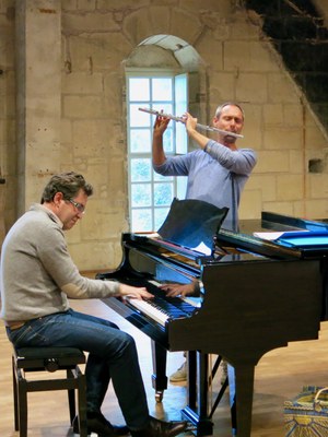 Deux stagiaires improvisant