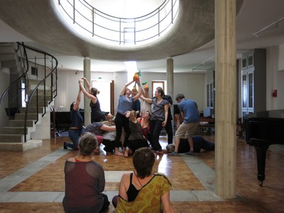 Travail dans l'espace avec Isild Manac'h : Un Poirier m a dit