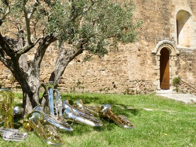 Tubas, oliviers et chapelle Saint Victor ©AMV