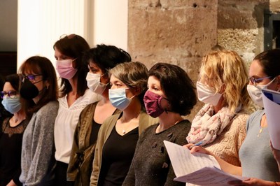 Le choeur masqué © AMV