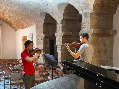 21 Tedi Papavrami et Raphael ©Maki Okada