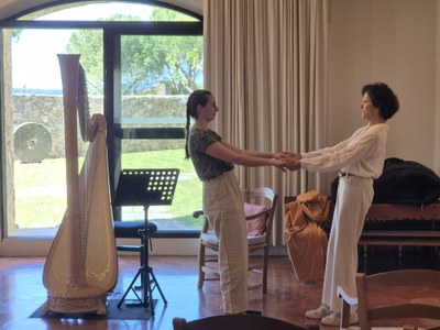 Johanna Görißen et Isabelle Moretti en plein exercice.jpg