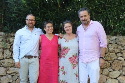 Nos quatre professeurs.JPG