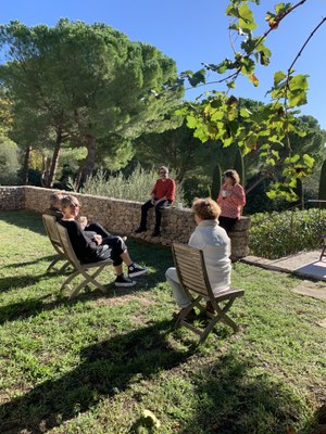 Détente au soleil en attendant le départ